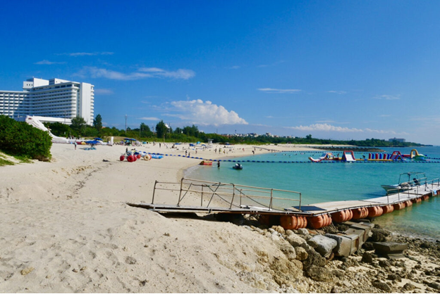 kid friendly beaches in Okinawa